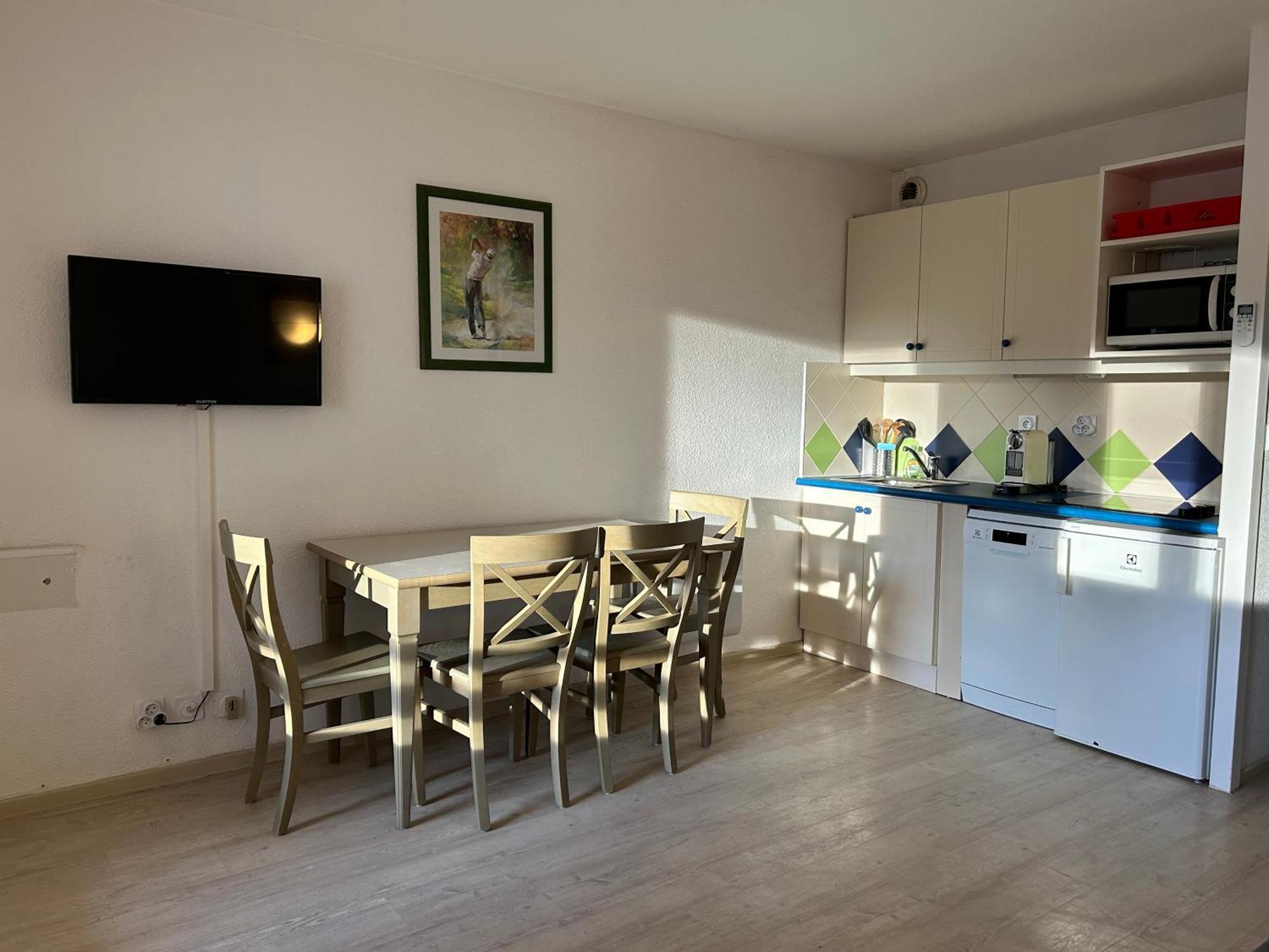 Domaine Valescure Appartement 1 Ou 2 Pieces Vue Jardin Ou Piscine Saint-Raphaël Exterior foto
